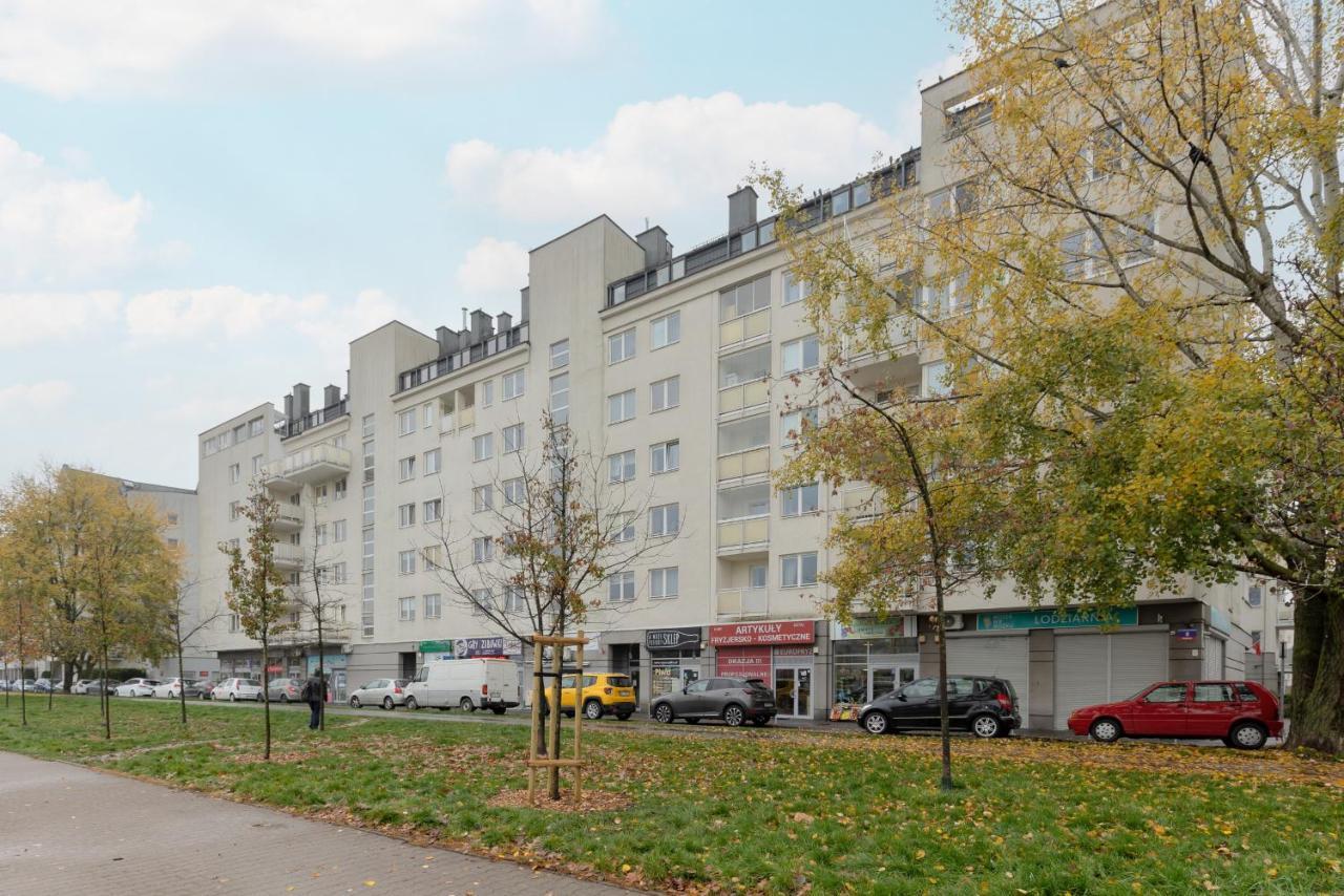 Metro Kabaty Lovely Studio Apartment By Noclegi Renters Warsaw Exterior photo